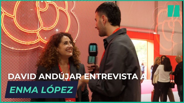 David Andújar entrevista a Enma López en el Congreso Federal del PSOE en Sevilla