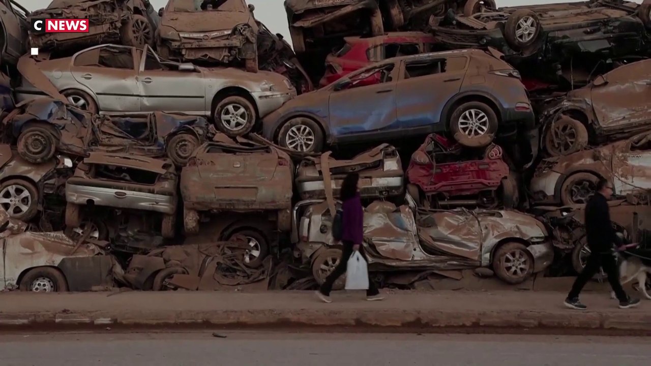 Espagne : un mois après les inondations, le retour à la normale est encore loin dans la région de Valence