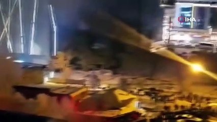 Van'daki yangının hasarı gün ağarınca ortaya çıktı