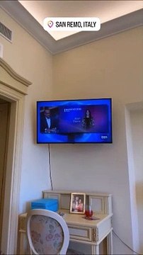 Tony Effe a Sanremo 2025, l'annuncio di Carlo Conti e la reazione del rapper