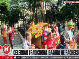 Caraqueños celebran en alegría la tradicional bajada de Pacheco