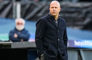 Arne Slot has been praised for his “very human” approach to management