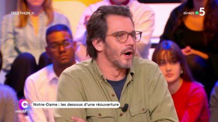 VOICI - Cérémonie de réouverture de Notre-Dame de Paris : Stéphane Bern balance sur la présence d'une grande star