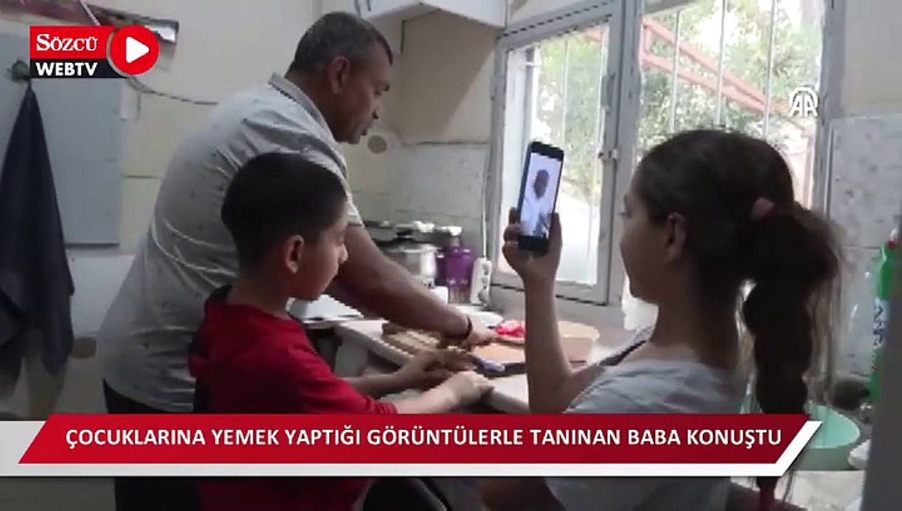 Çocuklarına yemek yapan babanın görüntüleri sosyal medyada ilgi gördü