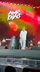 عمرو دياب يتحدث عن محمد رحيم بحفله بدبي