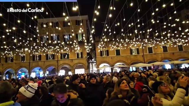 Accensione dell'albero di Natale ad Ascoli: il video