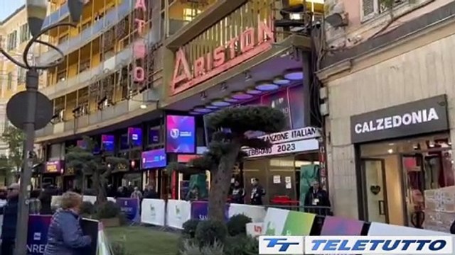 Video News - A Sanremo i Coma_Cose e Joan Thiele