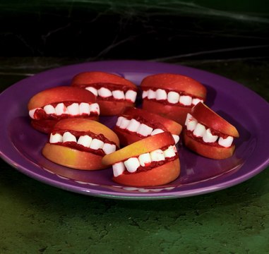 Des collations d'Halloween FRÈRES et amusantes que vos amis adoreront !