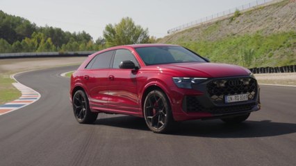The new Audi RS Q8 SUV performance Exterior Design in Chili red