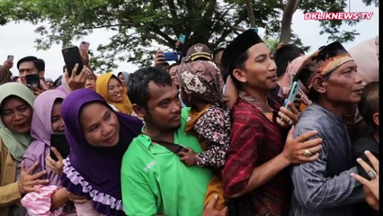 Usai Tinjau Budidaya Tambak Ikan Nila, Prabowo Sapa Hangat  Ratusan Warga Karawang