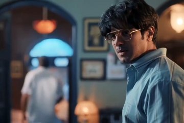 Lucky Baskhar (Hindi) - Movies Clips | Dulquer Salmaan, Meenakshi | Venky Atluri | G V Prakash Kumar