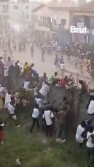 Guinée : Des affrontements entre supporters causent une centaine de morts