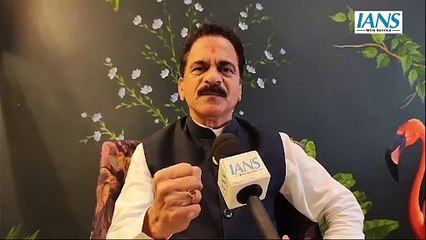 गृह मंत्रालय को लेकर महायुति में बातचीत के बीच Shiv sena प्रवक्ता ने कही बड़ी बात