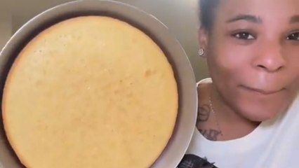 'I Was So Mad!' - Disaster strikes on Thanksgiving Eve as cornbread escapes pan