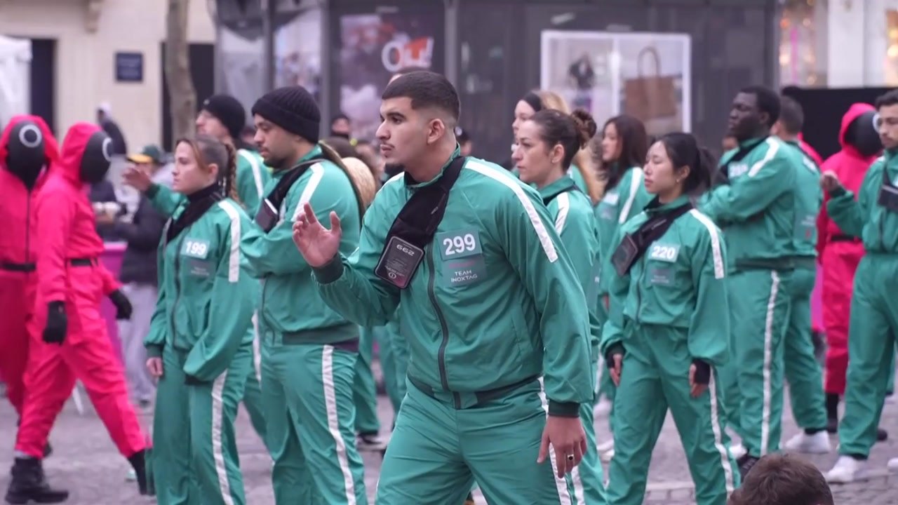 "무궁화 꽃이 피었습니다"...파리에서 '오징어게임 2' 홍보 이벤트 열려 / YTN