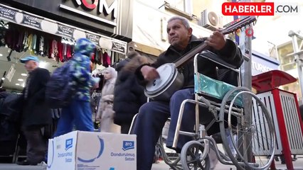 Sokak Sanatçısı Cümbüşçü Hasan, Protez Bacak İçin Yardım Bekliyor