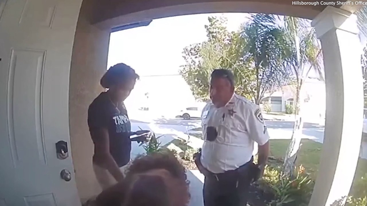 A 911 Call Asking For a Hug Might Be One of the Most Heartwarming Videos You’ll See All Day