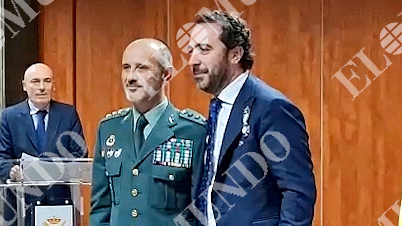 El coronel que condecoró a Aldama afirma que él y Koldo eran "colaboradores" de la Guardia Civil
