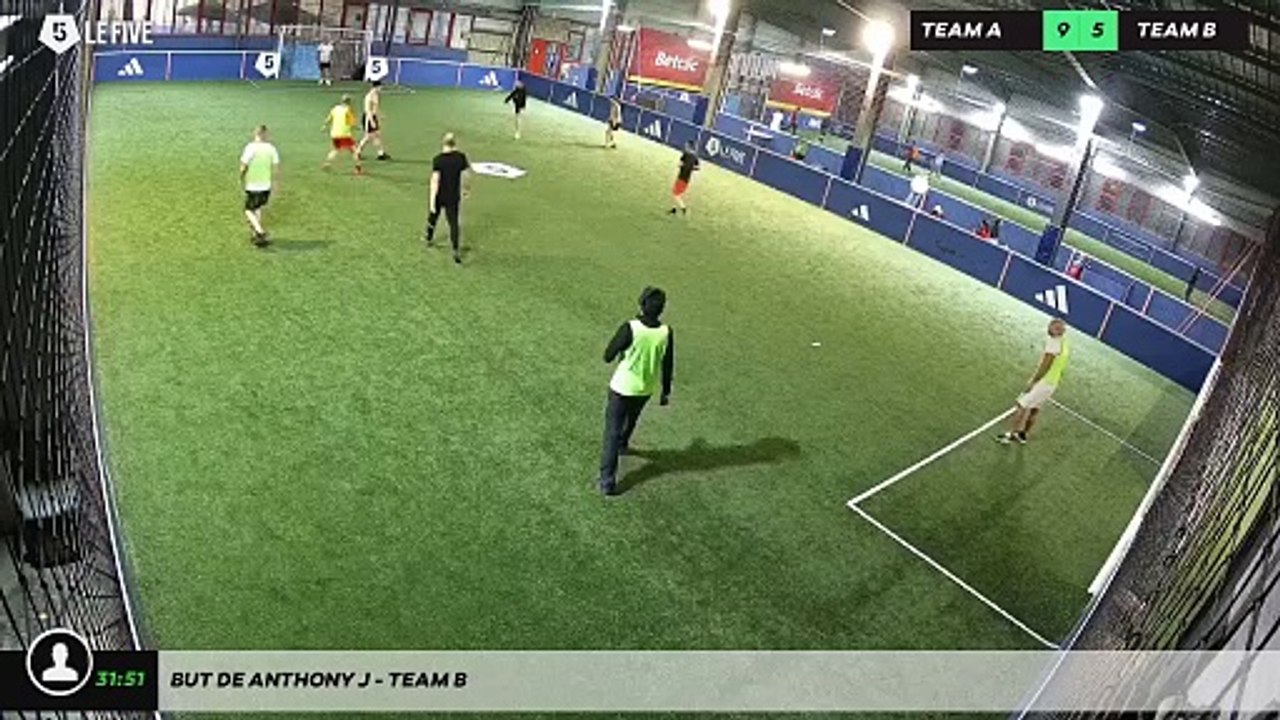 But de Anthony J - Team B