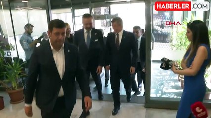 Davutoğlu: Esad, Erdoğan'a verdiği küstah cevapların bedelini ödüyor