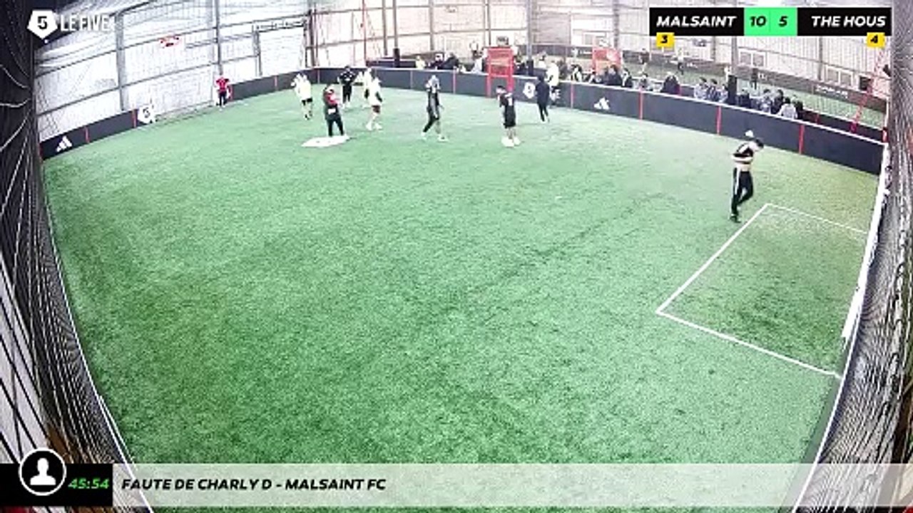 Faute de Charly D - Malsaint Fc