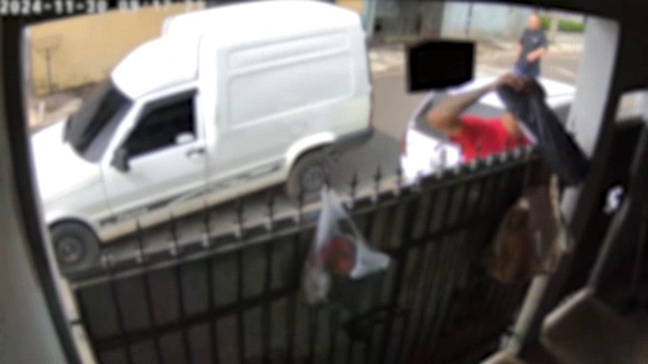 Entregador tem carro roubado durante entrega em Hortolândia