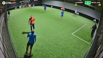 La Perry Teuf - Boca Junior 02/12 à 19:03 - Football Terrain 3 (LeFive Pau)