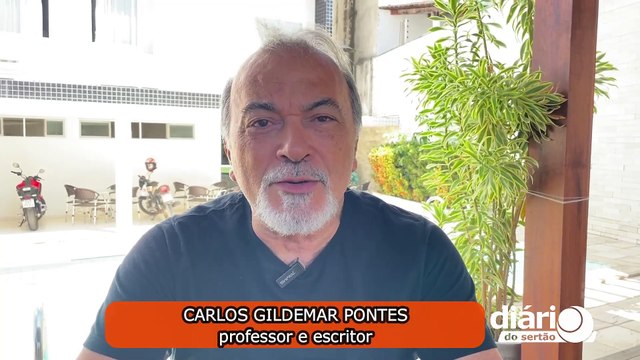 Professor defende bolsas para estudantes e diz que Bolsonaro atrasou educação no Brasil: “retrocesso”