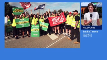 Woolworths seeks Fair Work orders to clear Melbourne picket line
