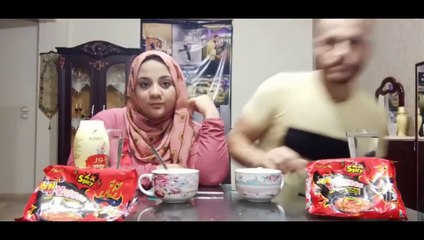 تحدي اكل الاندومي الكوري الحار شطه نار