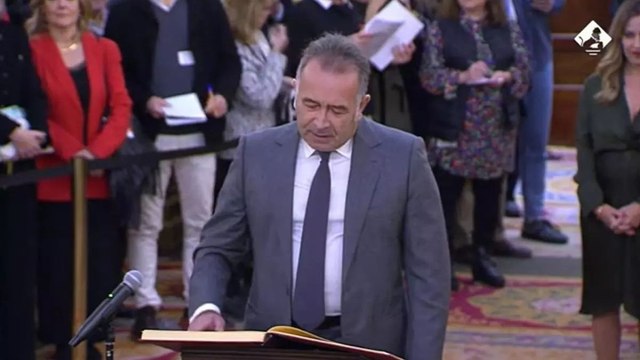 El nuevo consejero de Junts en RTVE, 'Mikimoto', evita acatar la Constitución en la toma de posesión
