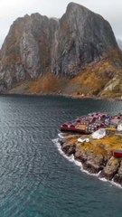 COULEURS D’AUTOMNE dans les Lofoten