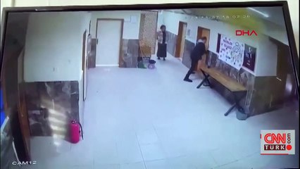 Ders programı tartışması büyüdü: Ağabeyi 2 öğretmeni darp etti