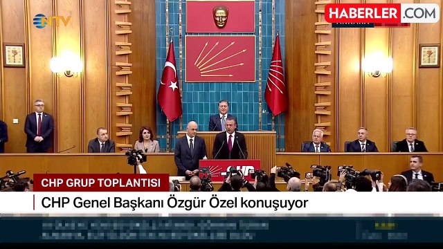 İYİ Parti'den istifa eden İzmir Milletvekili Ümit Özlale, CHP'ye katıldı