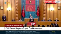 CHP lideri Özel, kürsüye bir çanta dolusu parayla çıktı