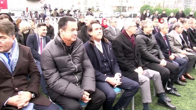 Fenerbahçeli Edin Dzeko ile Galatasaraylı Barış Alper Yılmaz ortak amaç için Pendik'te: Ampute futbolcularla birlikte ter döktüler