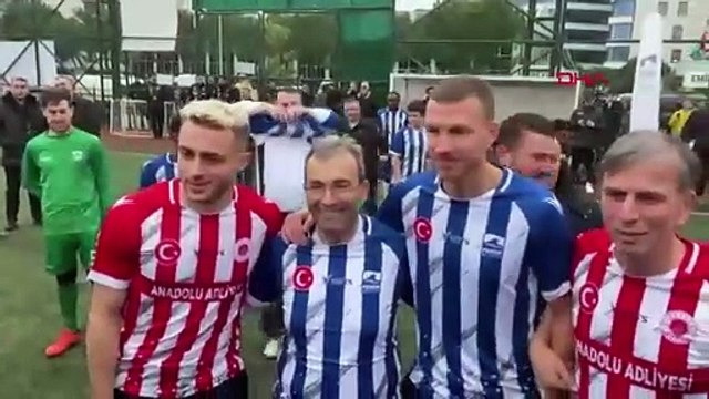 Fenerbahçe ve Galatasaray'ın önde gelen isimleri 3 Aralık Dünya Engelliler Günü’nde buluştu