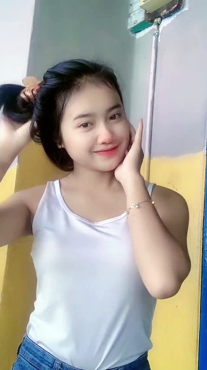 Groove Cute Girl