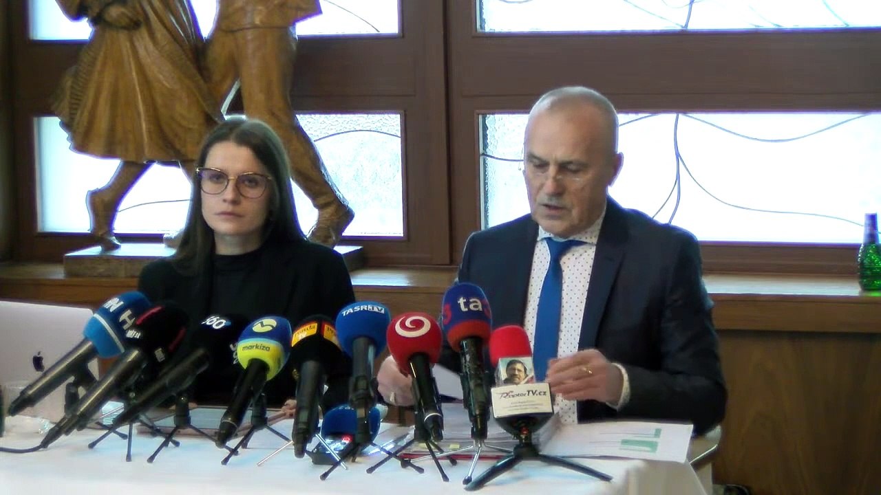 ZÁZNAM: Obhajca guvernéra NBS tvrdí, že sudca nerešpektuje stanovisko NS SR o premlčaní