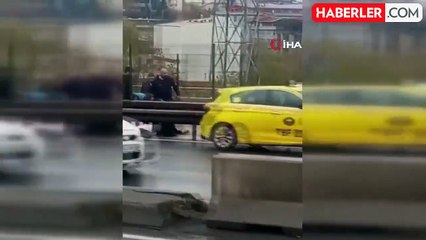 Metrobüs Kazasında Rögar Kapağı Camı Kırdı, Yolcu Yaralandı