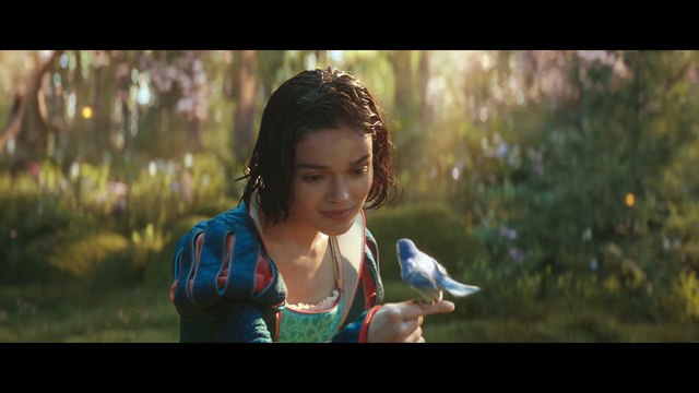 Blanche-Neige en live action : bande-annonce du film Disney (VF)