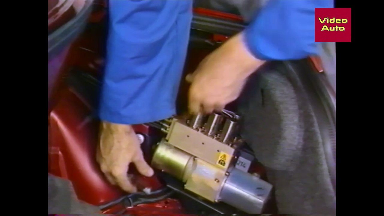 Peugeot 306 Cabriolet : réglage de la capote (2000)