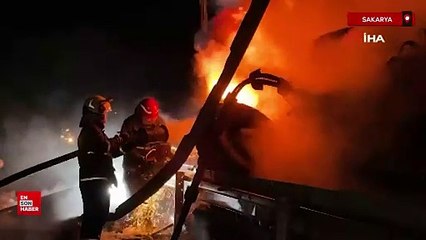 Sakarya'da lastik yüklü dorse alev topuna döndü