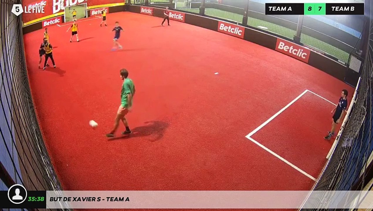 But de Xavier S - Team A