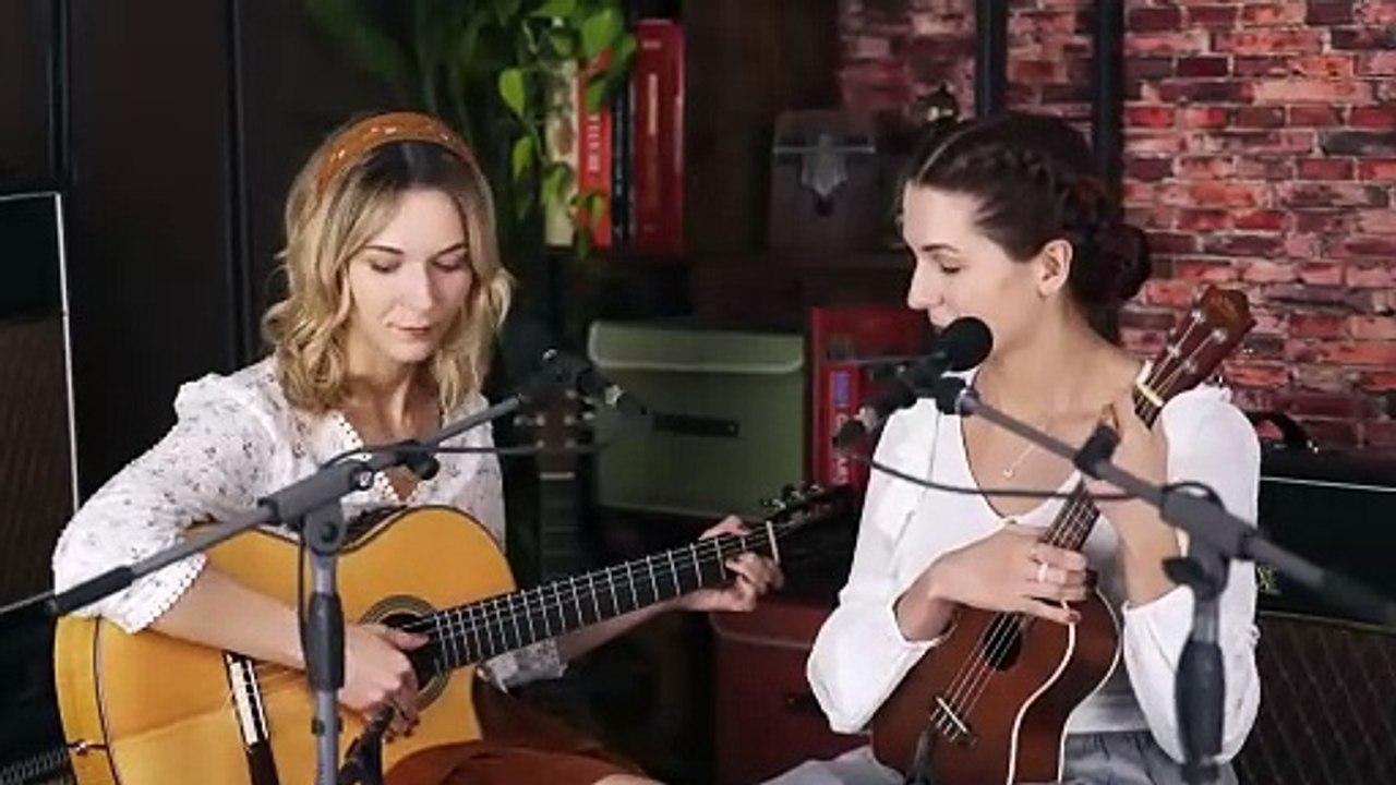 Edelweiss - MonaLisa Twins (The Sound Of Music Cover)