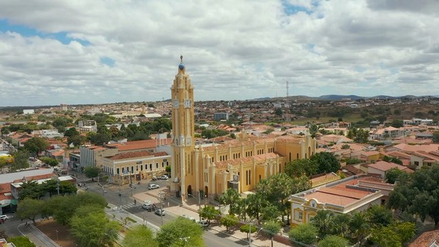 Padre diz que nomeação do próximo bispo da diocese de Cajazeiras se aproxima