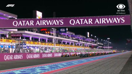 GP do Catar é marcado por caos e acidente com cinco carros