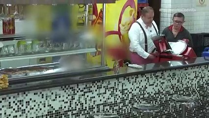 Jacquin se assusta com cozinha do Estrela de Roma: "Filme de terror"