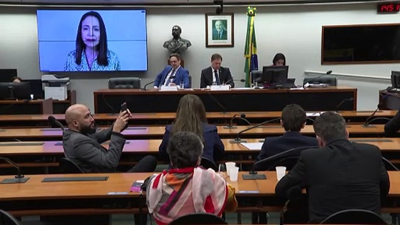 Líderes da oposição da Venezuela falam em comissão da Câmara dos Deputados