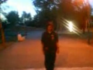 El Fantasma de Cara Visible y un Amigo Divertido